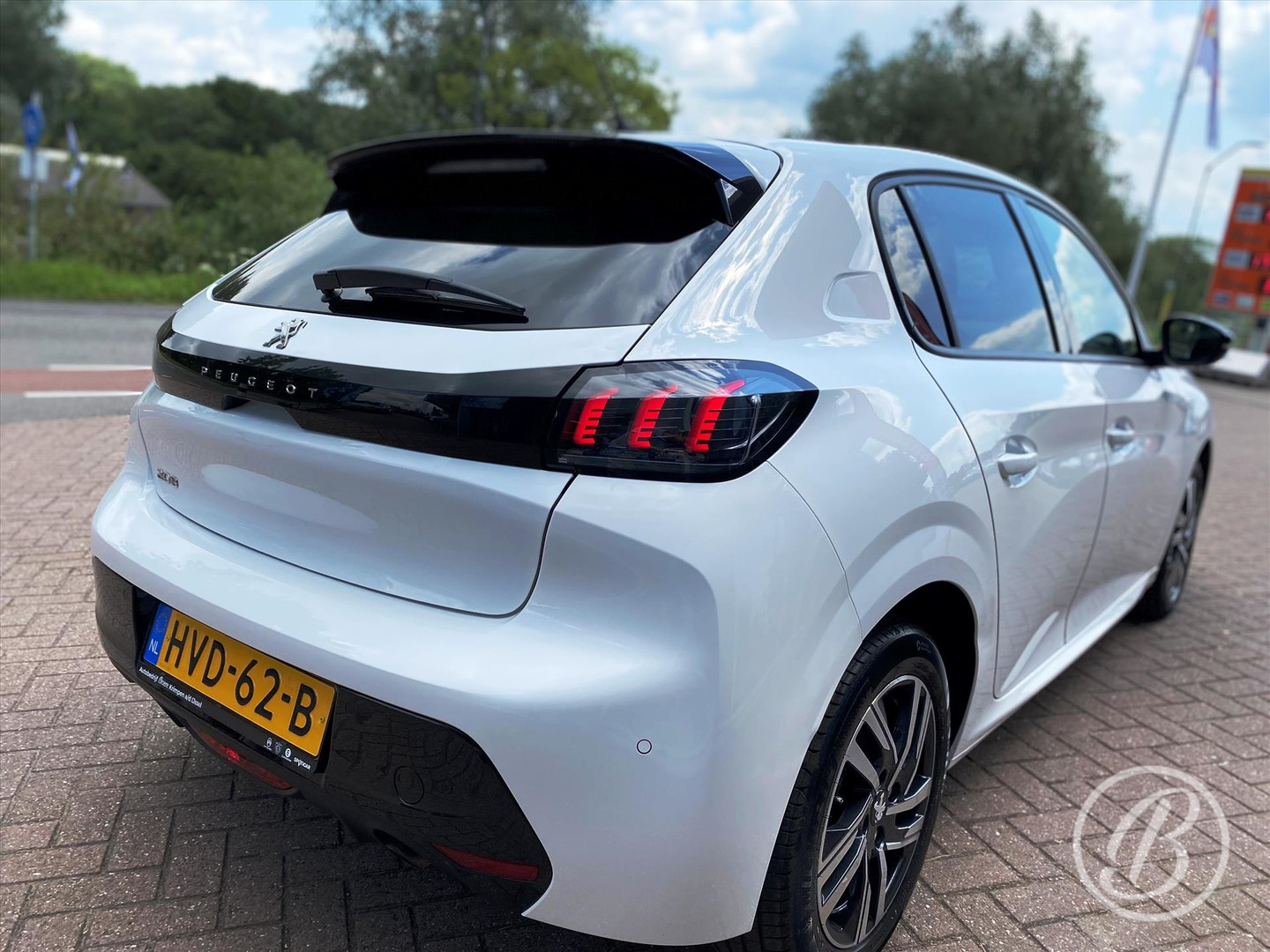 Peugeot Peugeot