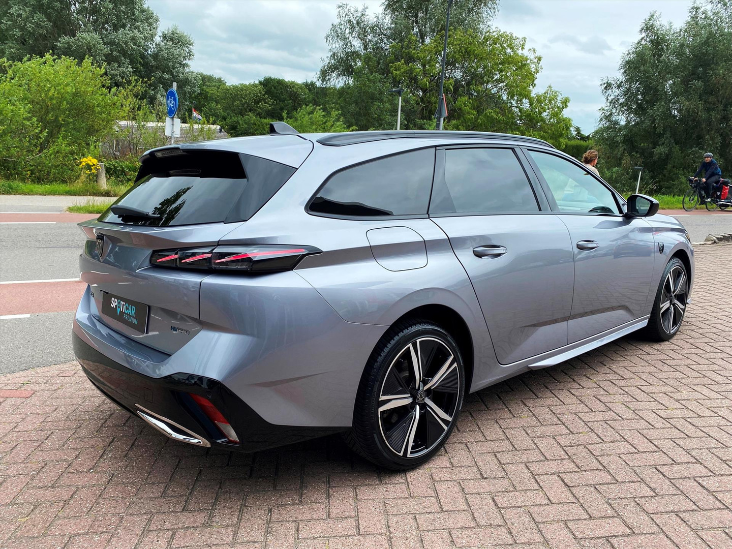 Peugeot Peugeot