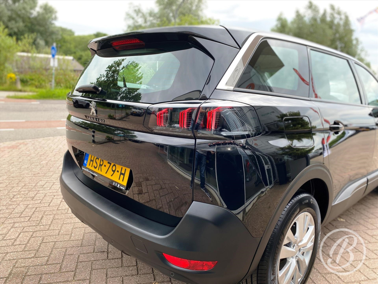 Peugeot Peugeot