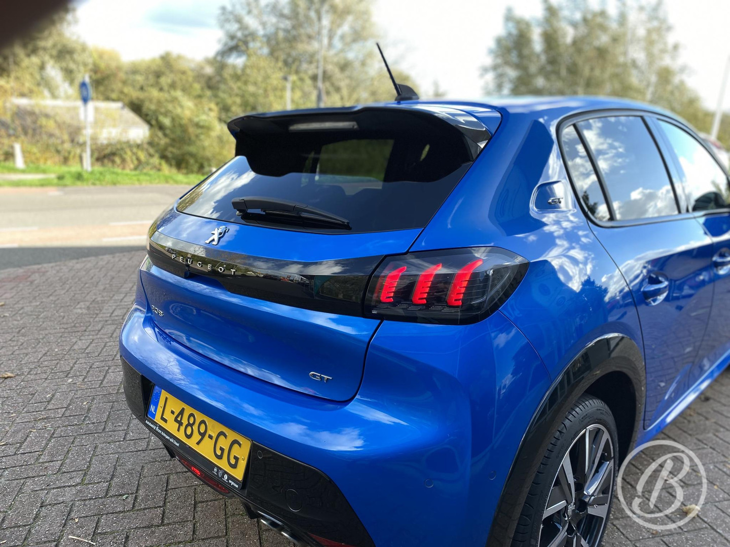 Peugeot Peugeot
