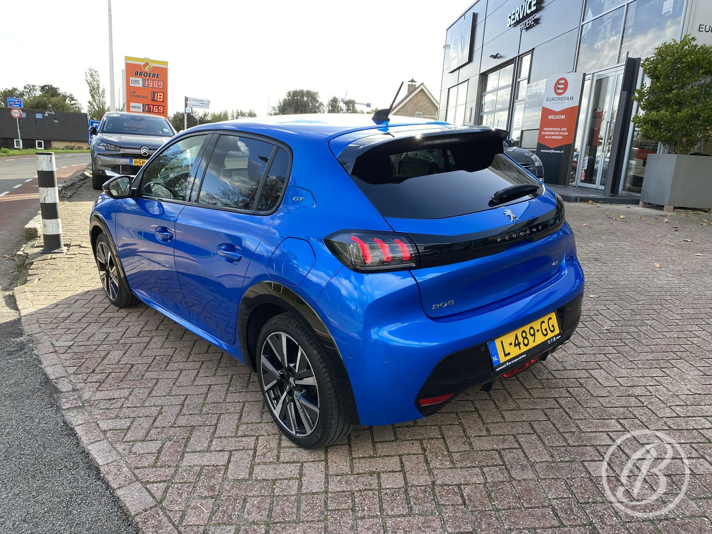 Peugeot Peugeot