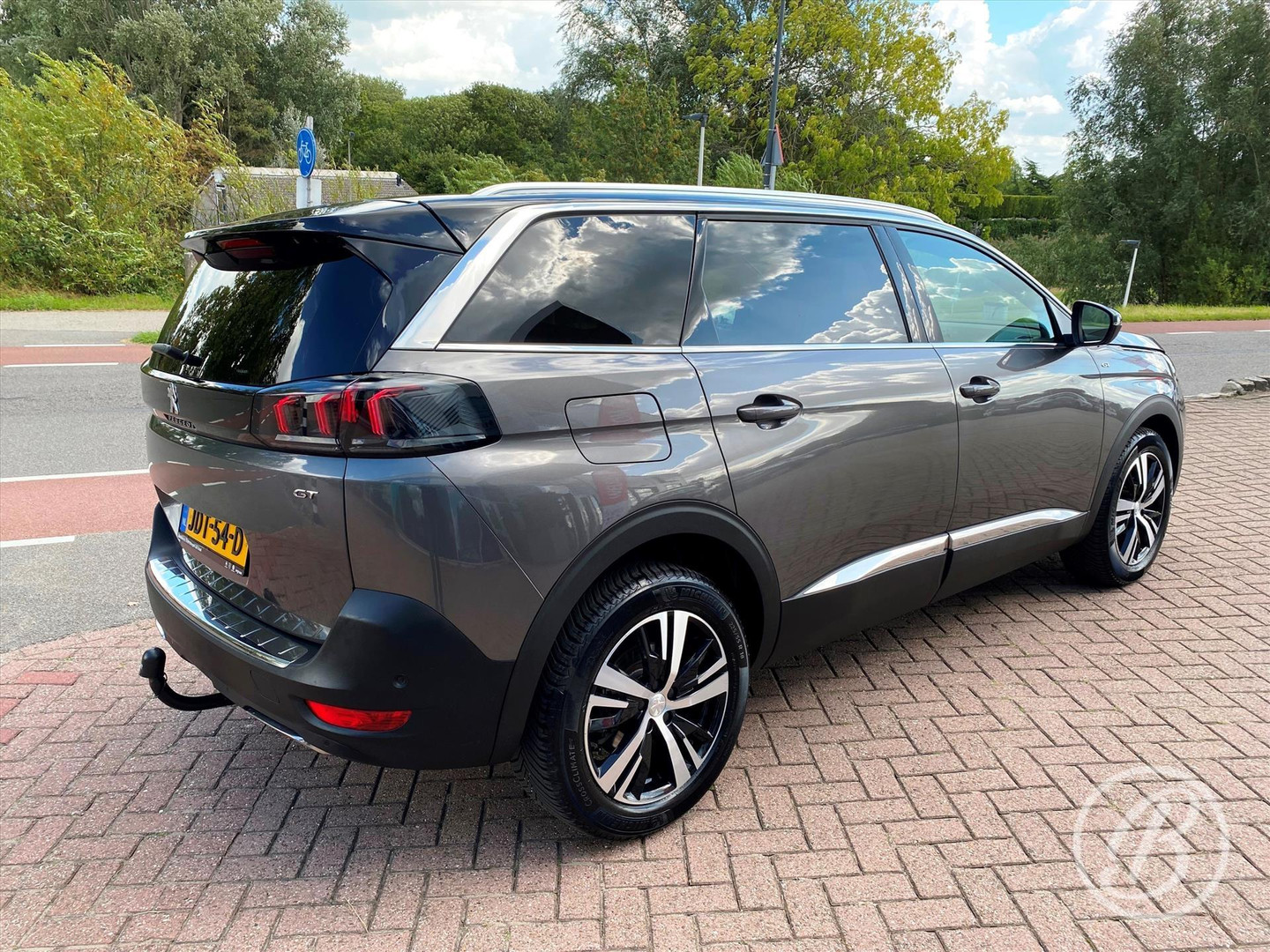 Peugeot Peugeot
