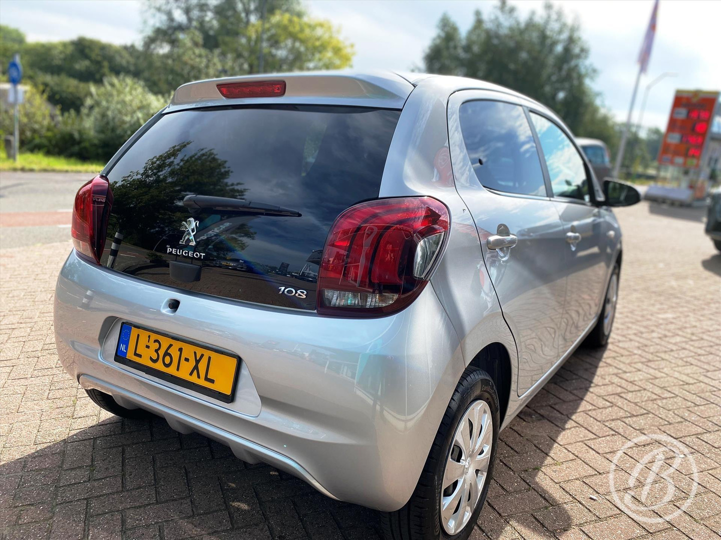 Peugeot Peugeot