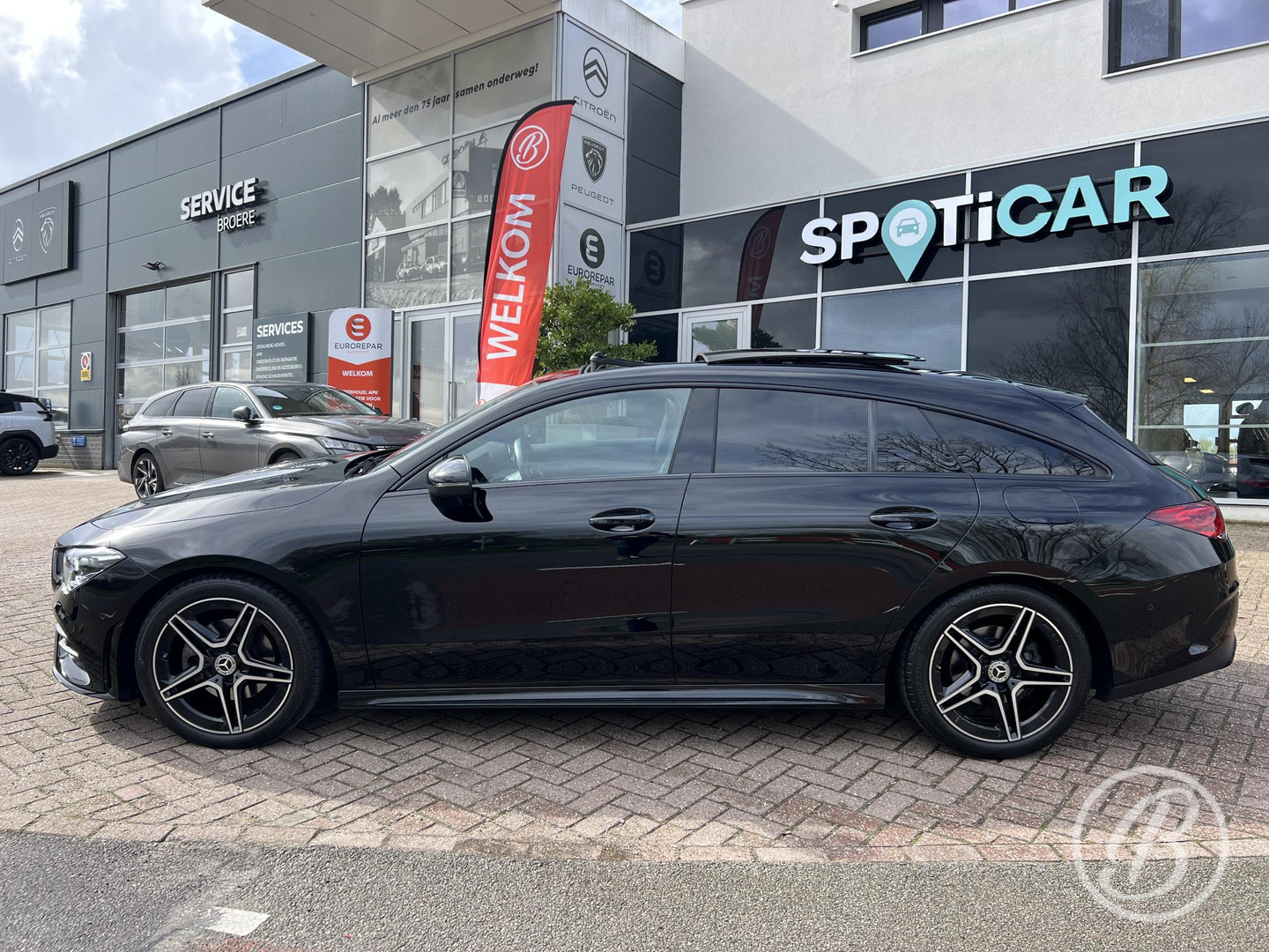 Mercedes-Benz Mercedes-Benz