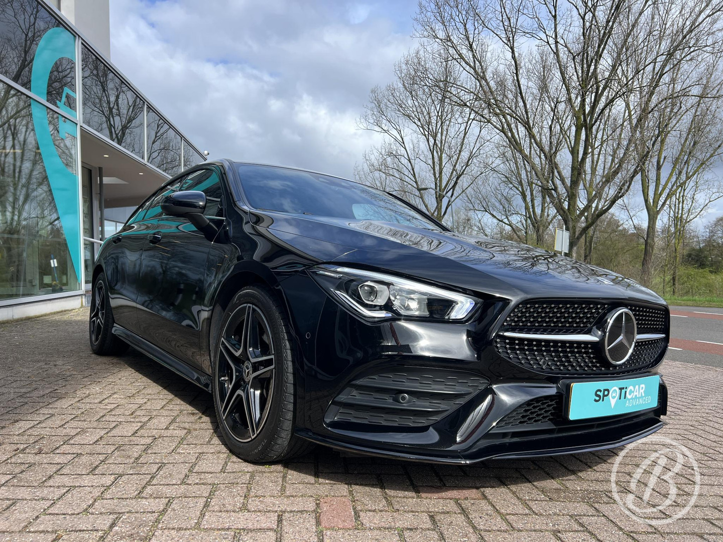 Mercedes-Benz Mercedes-Benz