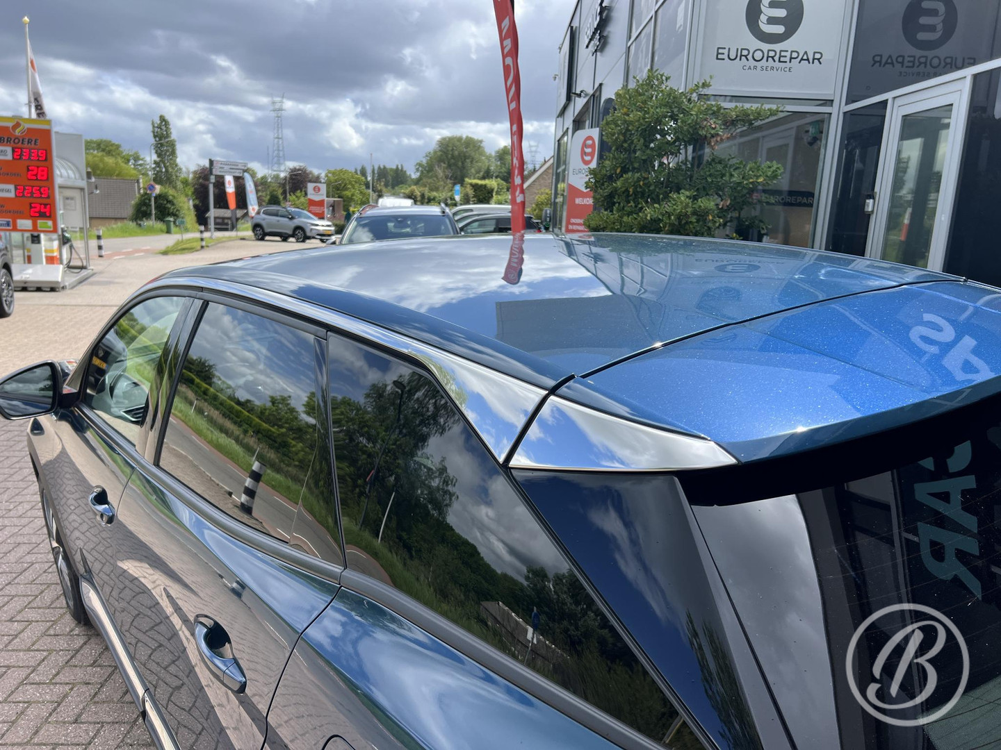 Peugeot Peugeot