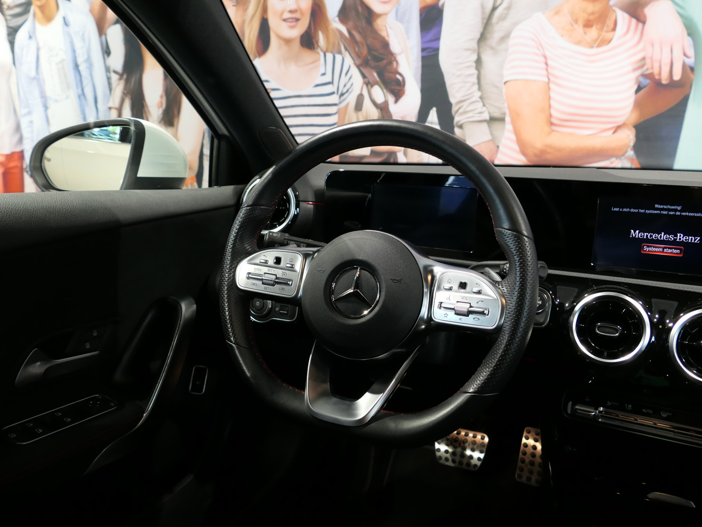 Mercedes-Benz Mercedes-Benz