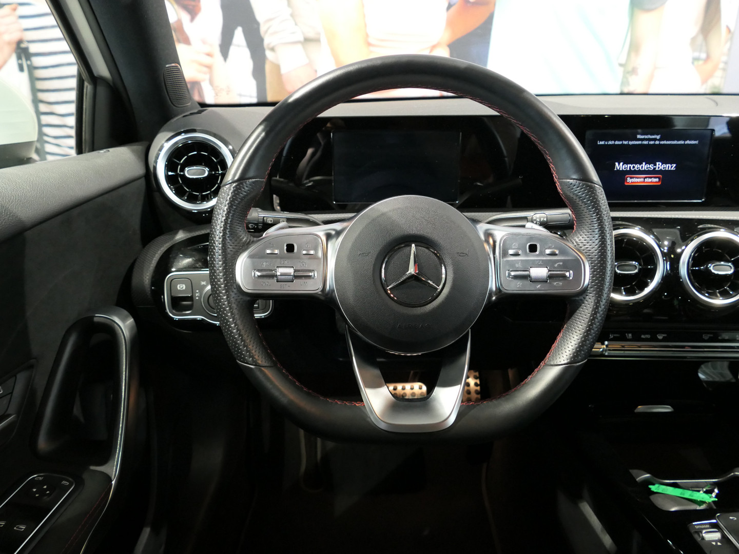 Mercedes-Benz Mercedes-Benz