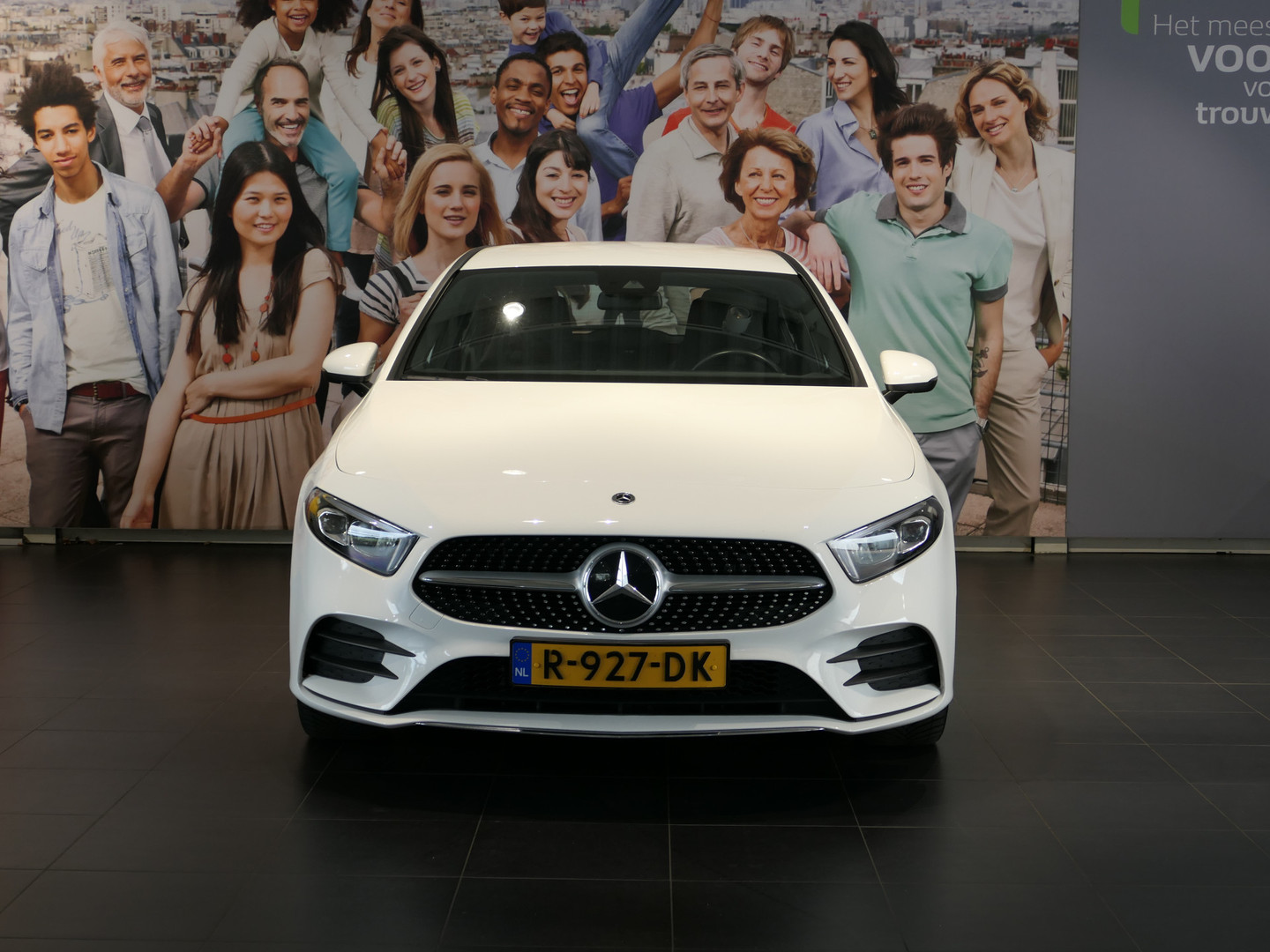 Mercedes-Benz Mercedes-Benz