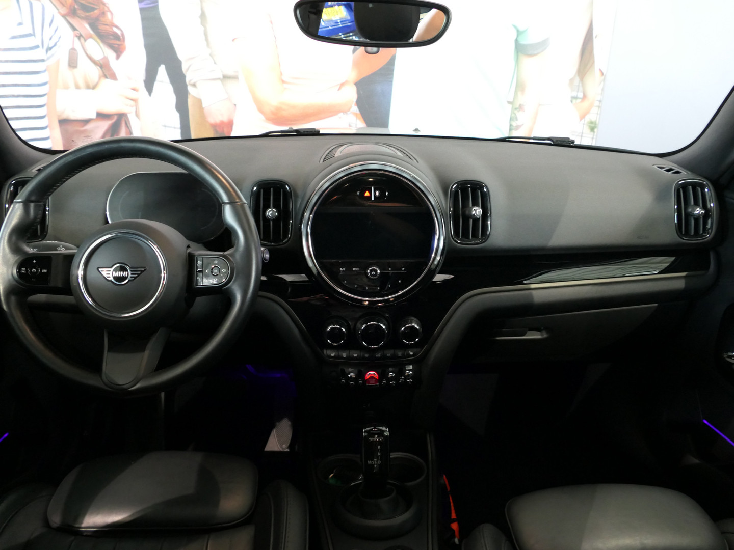 MINI MINI