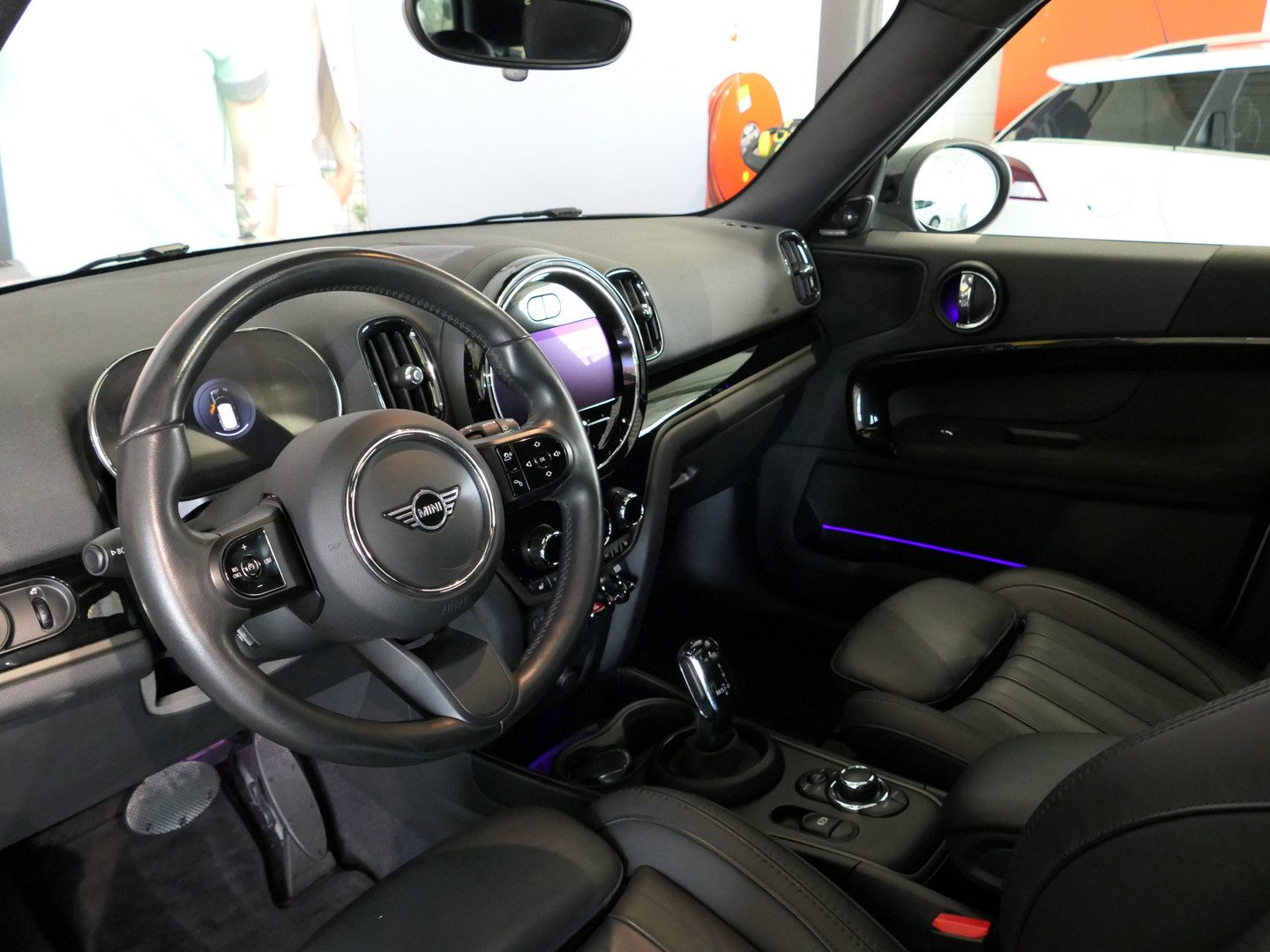 MINI MINI