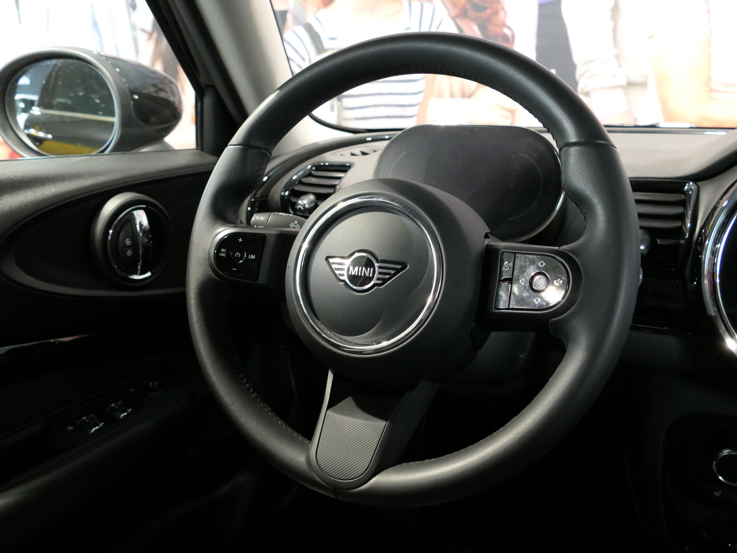 MINI MINI