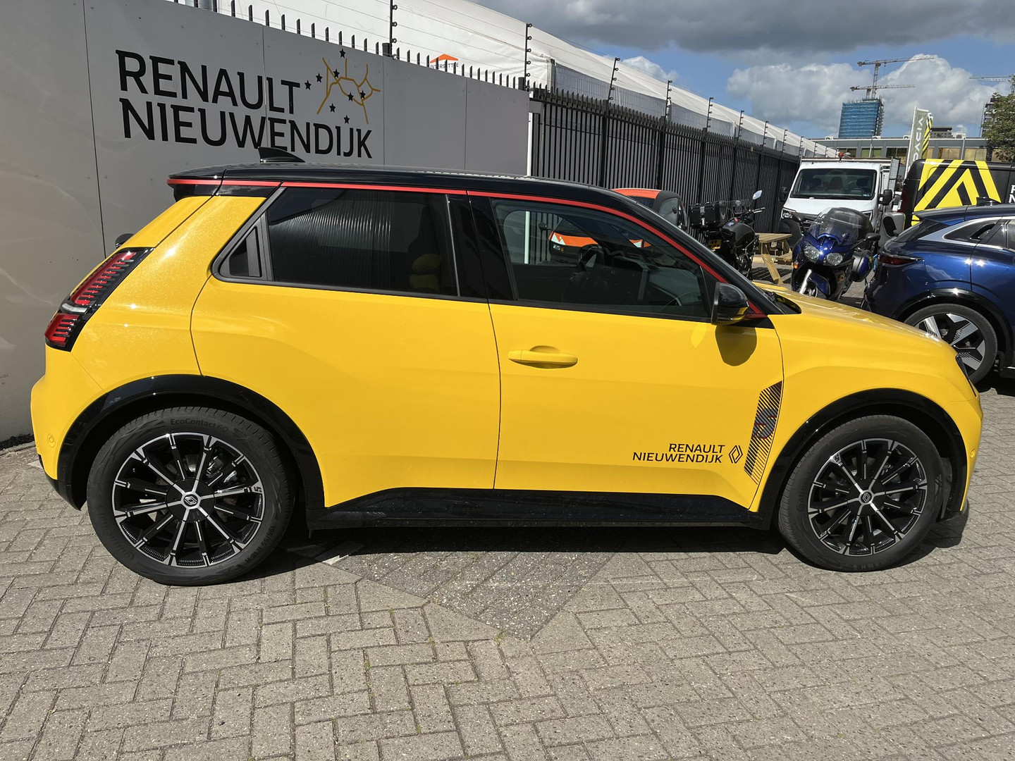 Renault Renault