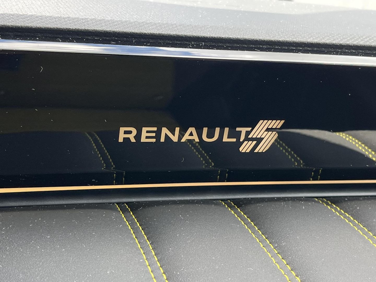 Renault Renault