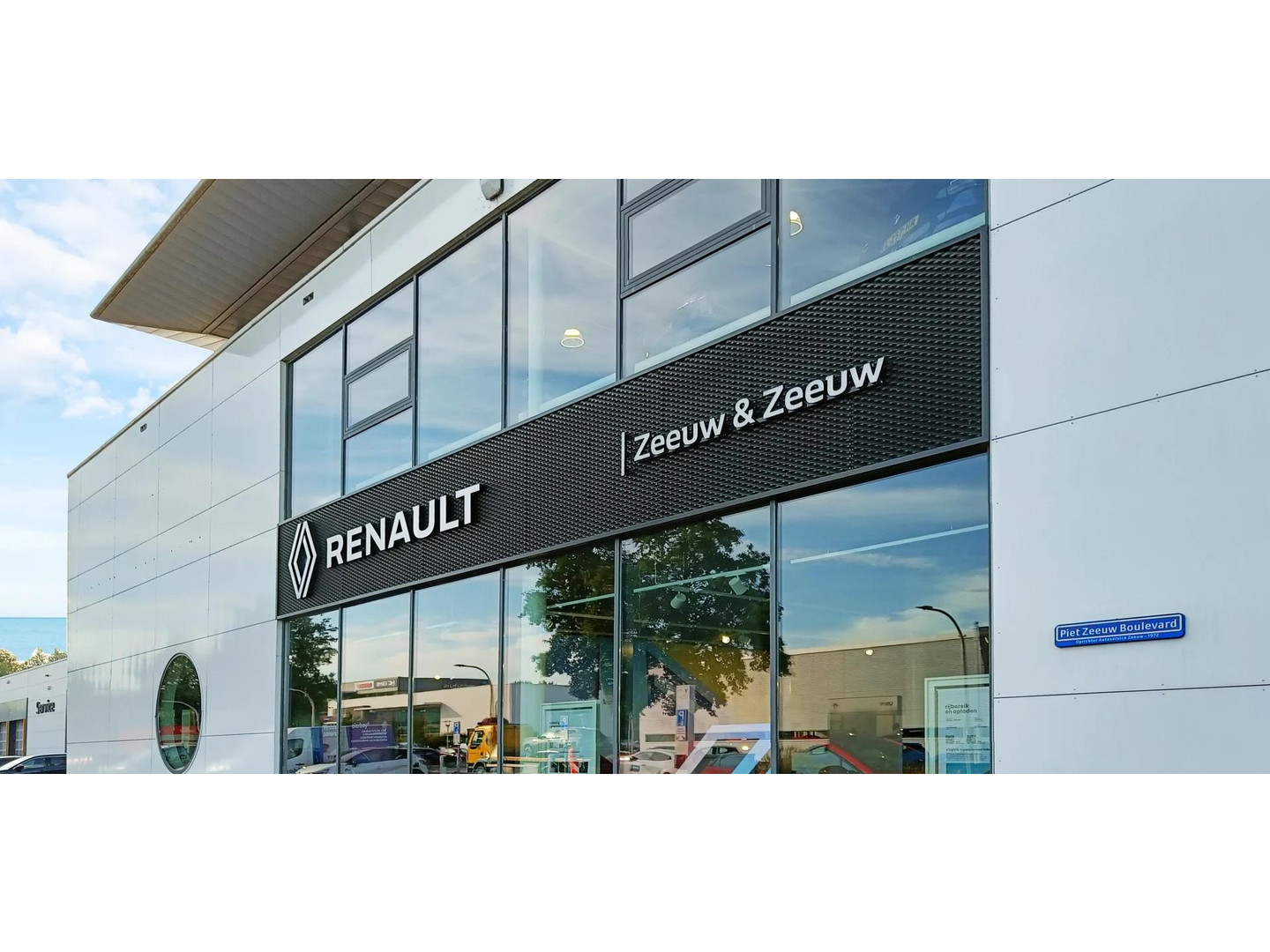 Renault Renault