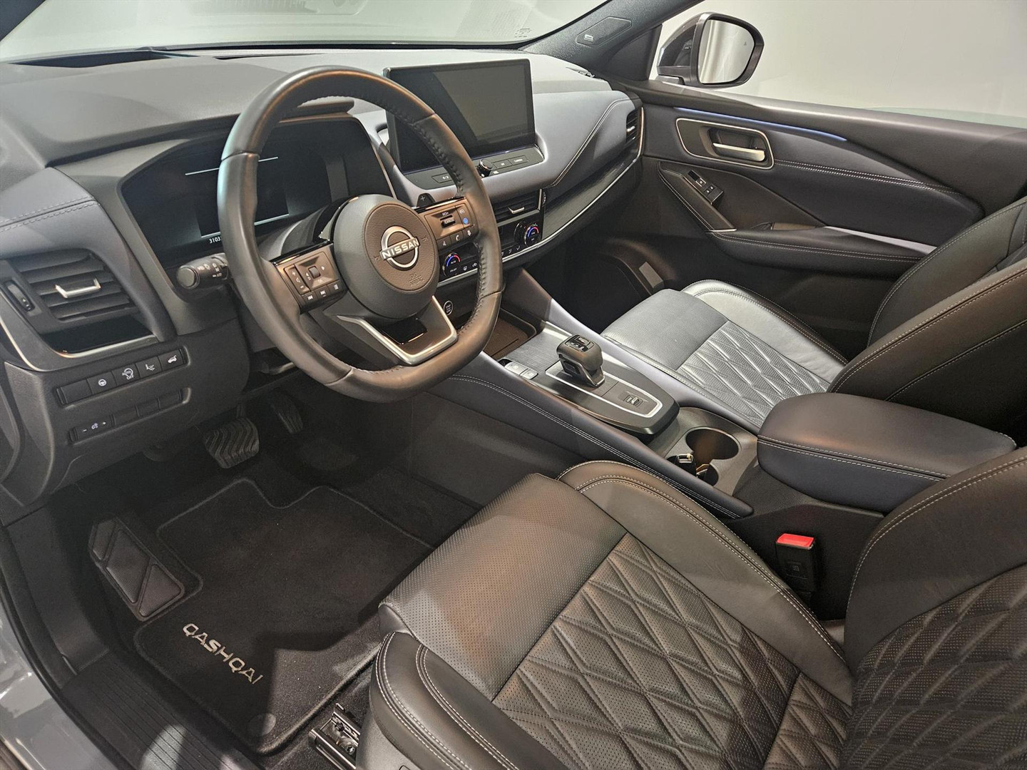 Nissan Nissan
