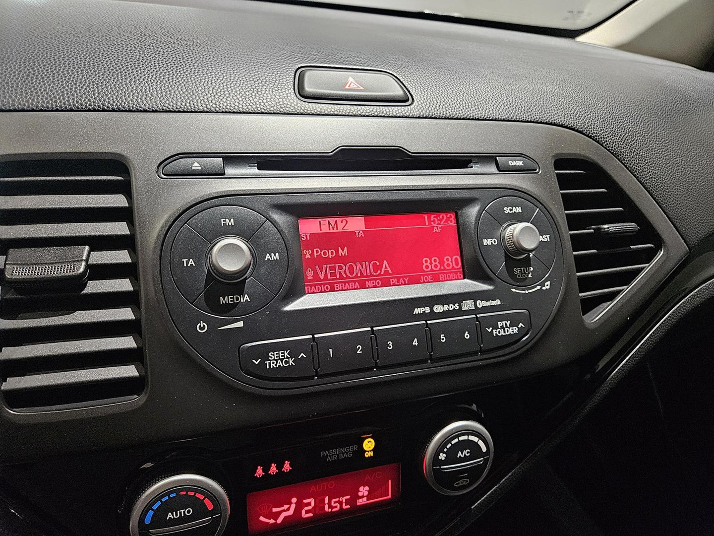 Kia Kia