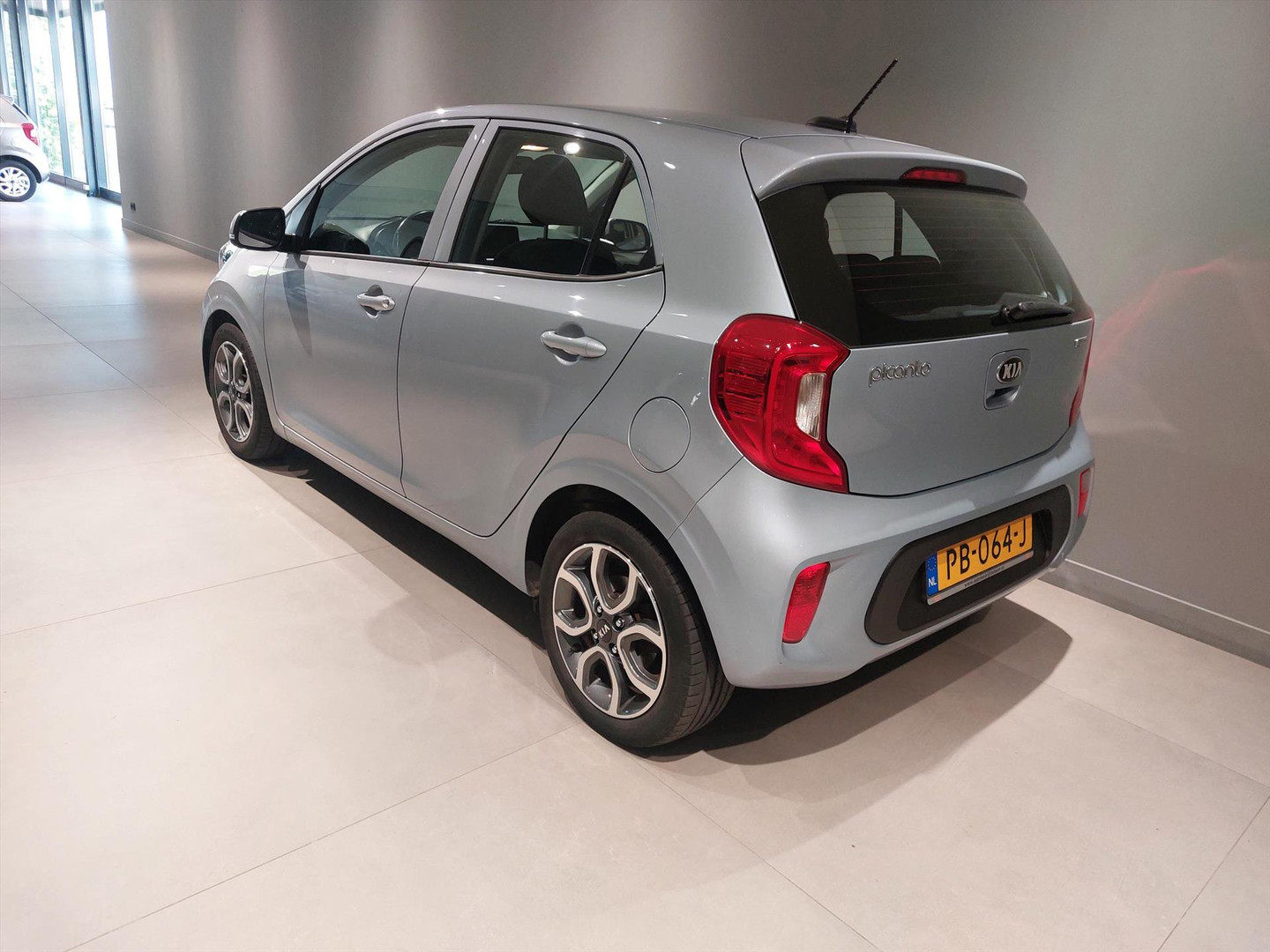 Kia