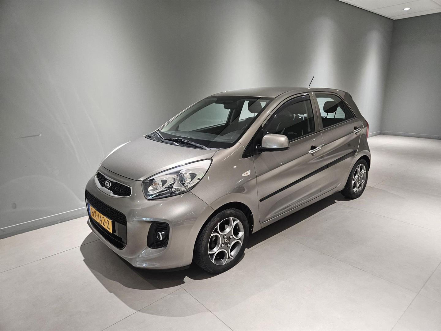 Kia