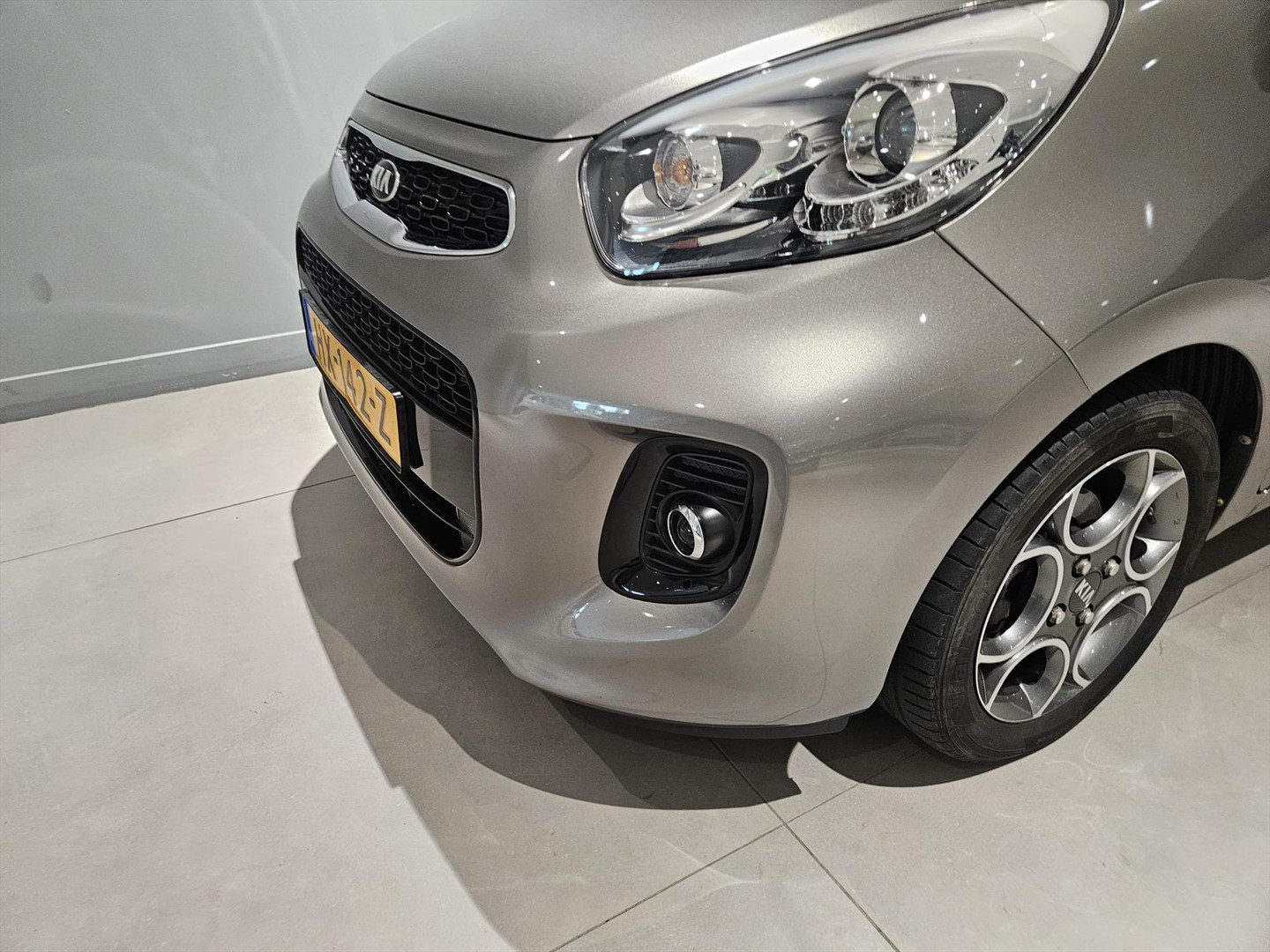 Kia