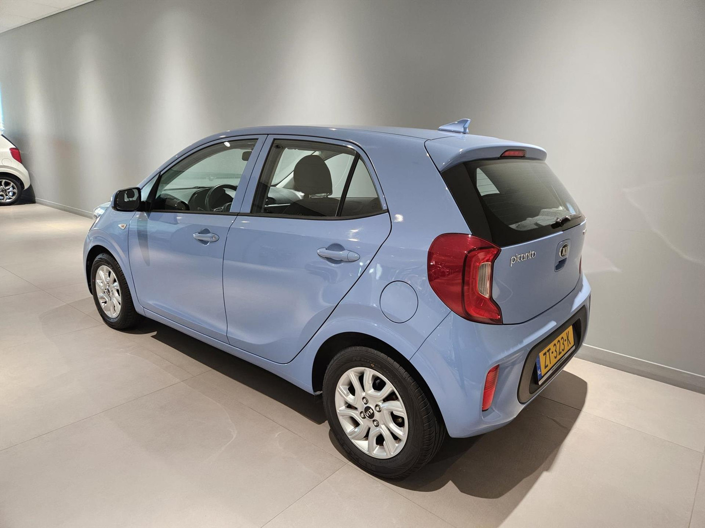 Kia