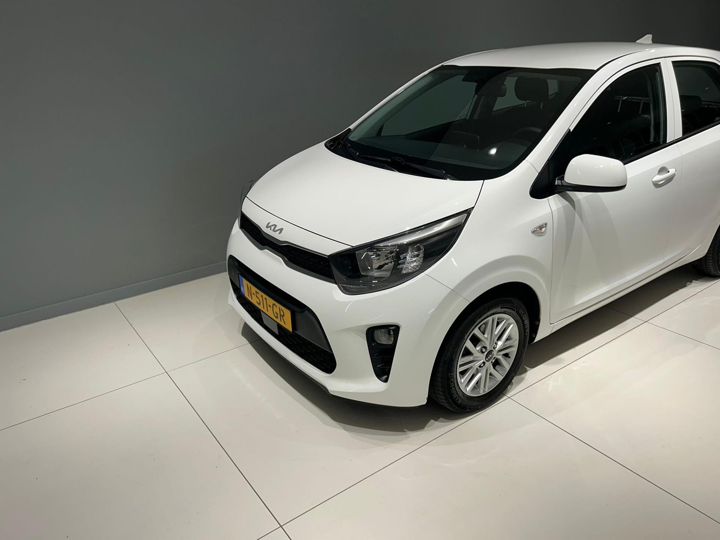 Kia