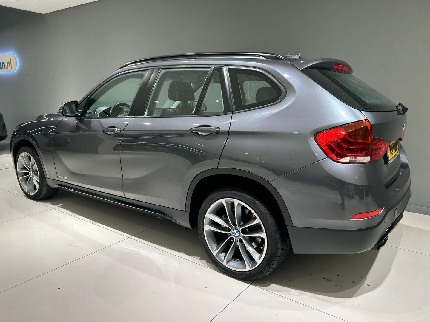 BMW BMW