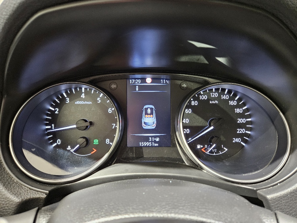 Nissan Nissan