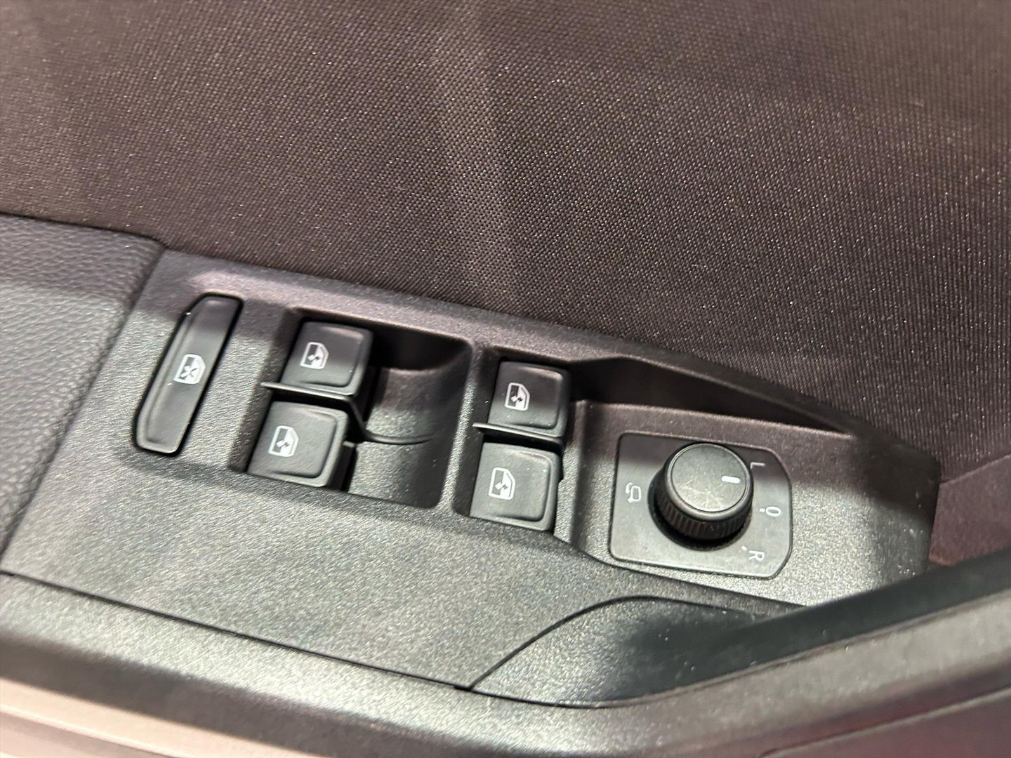 SEAT SEAT