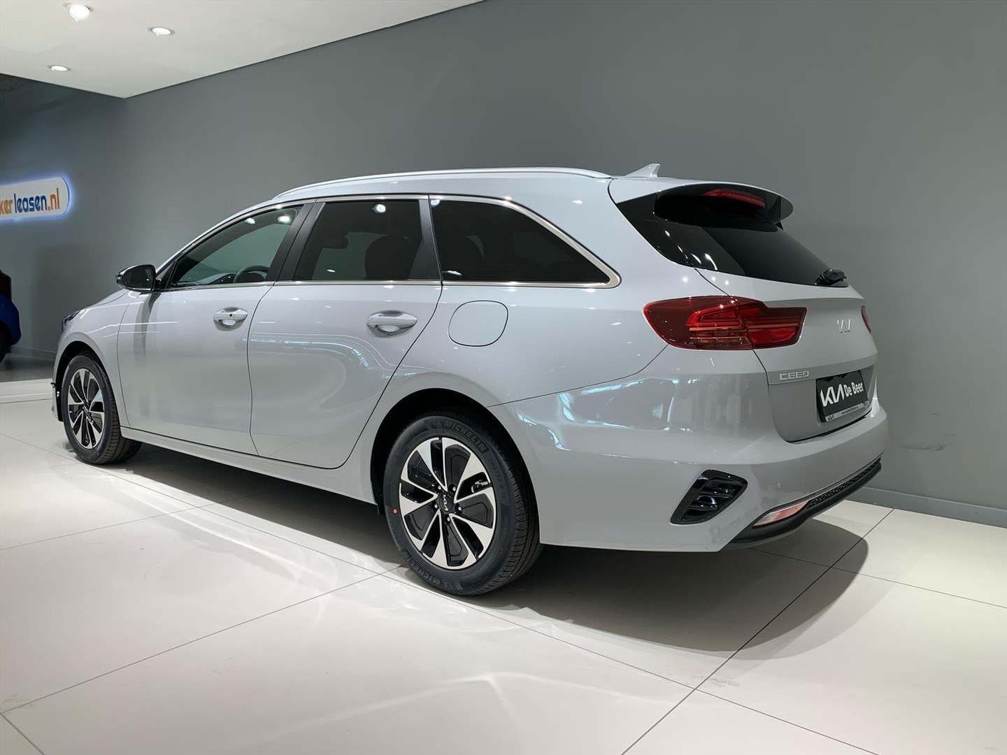 Kia Kia