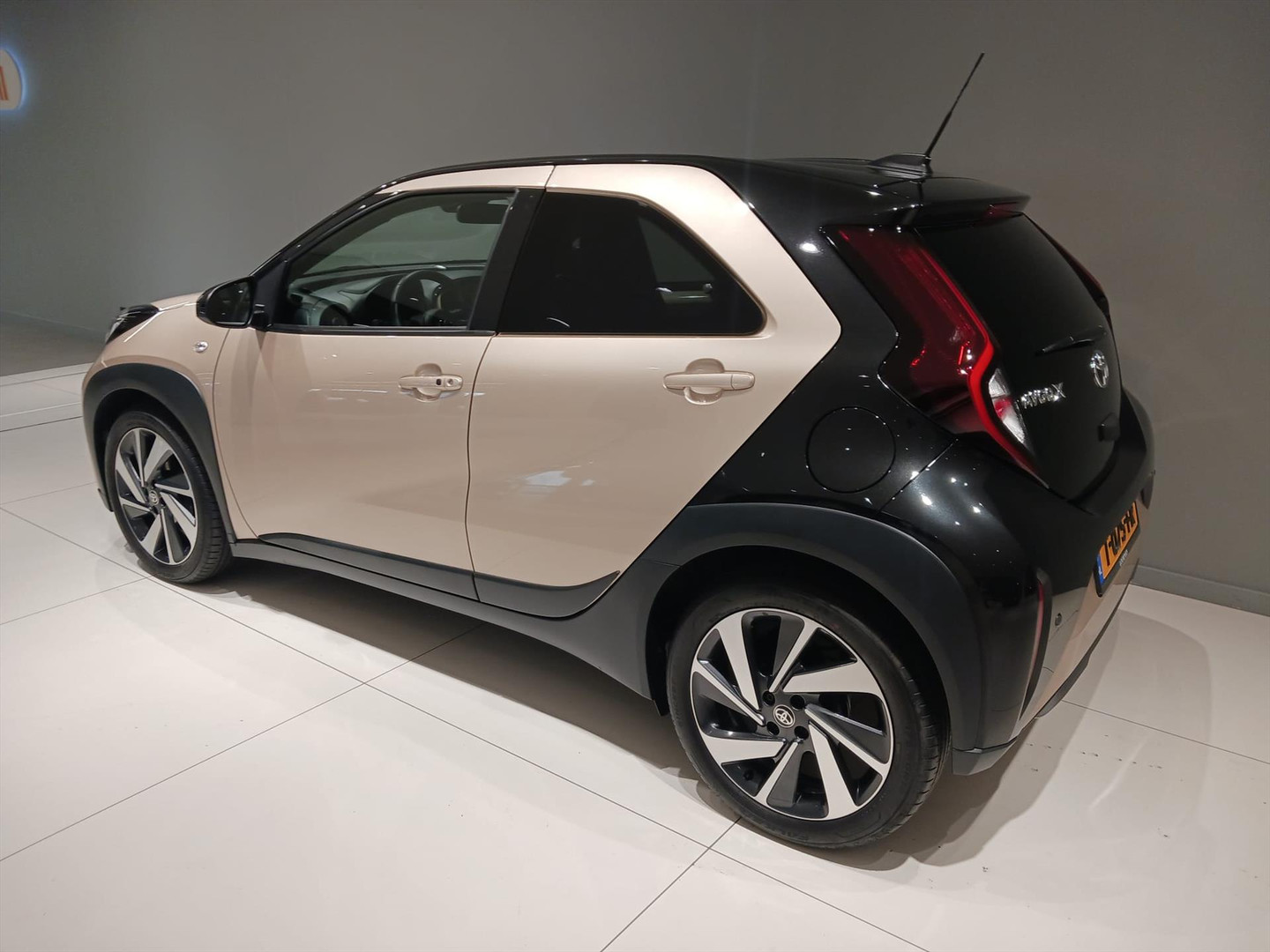 Toyota Toyota