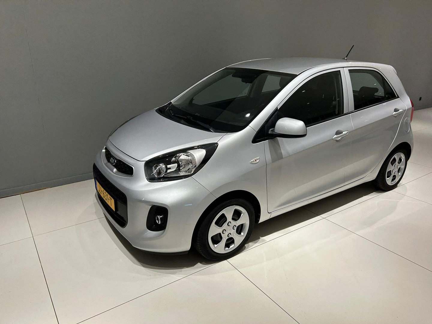 Kia Kia
