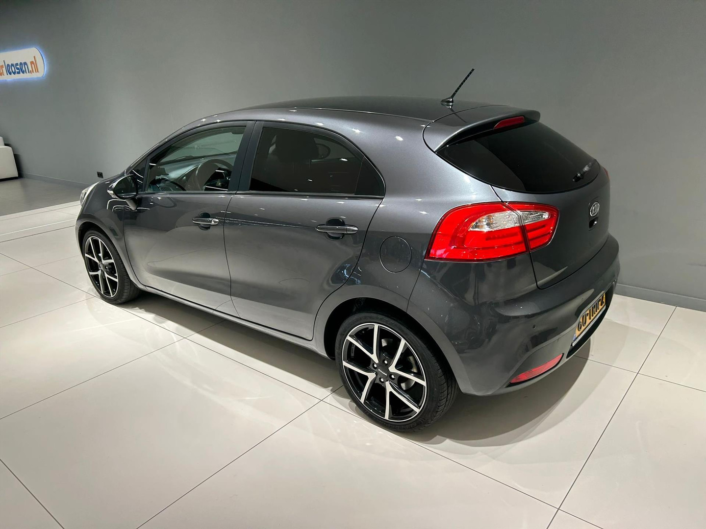 Kia
