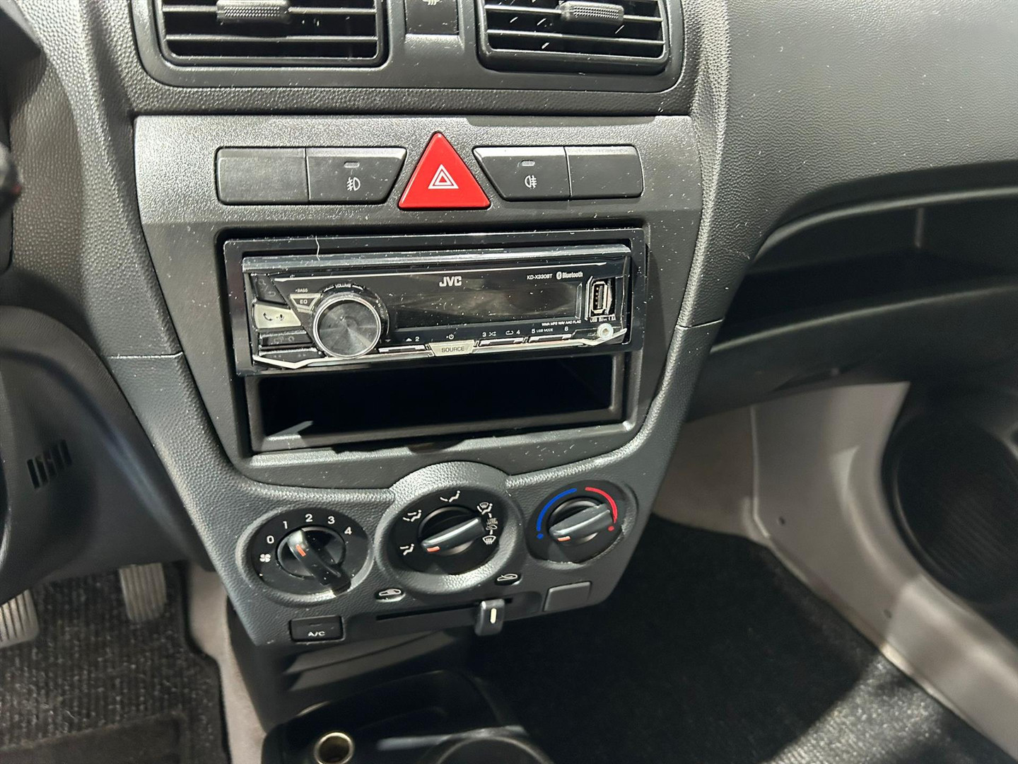 Kia Kia