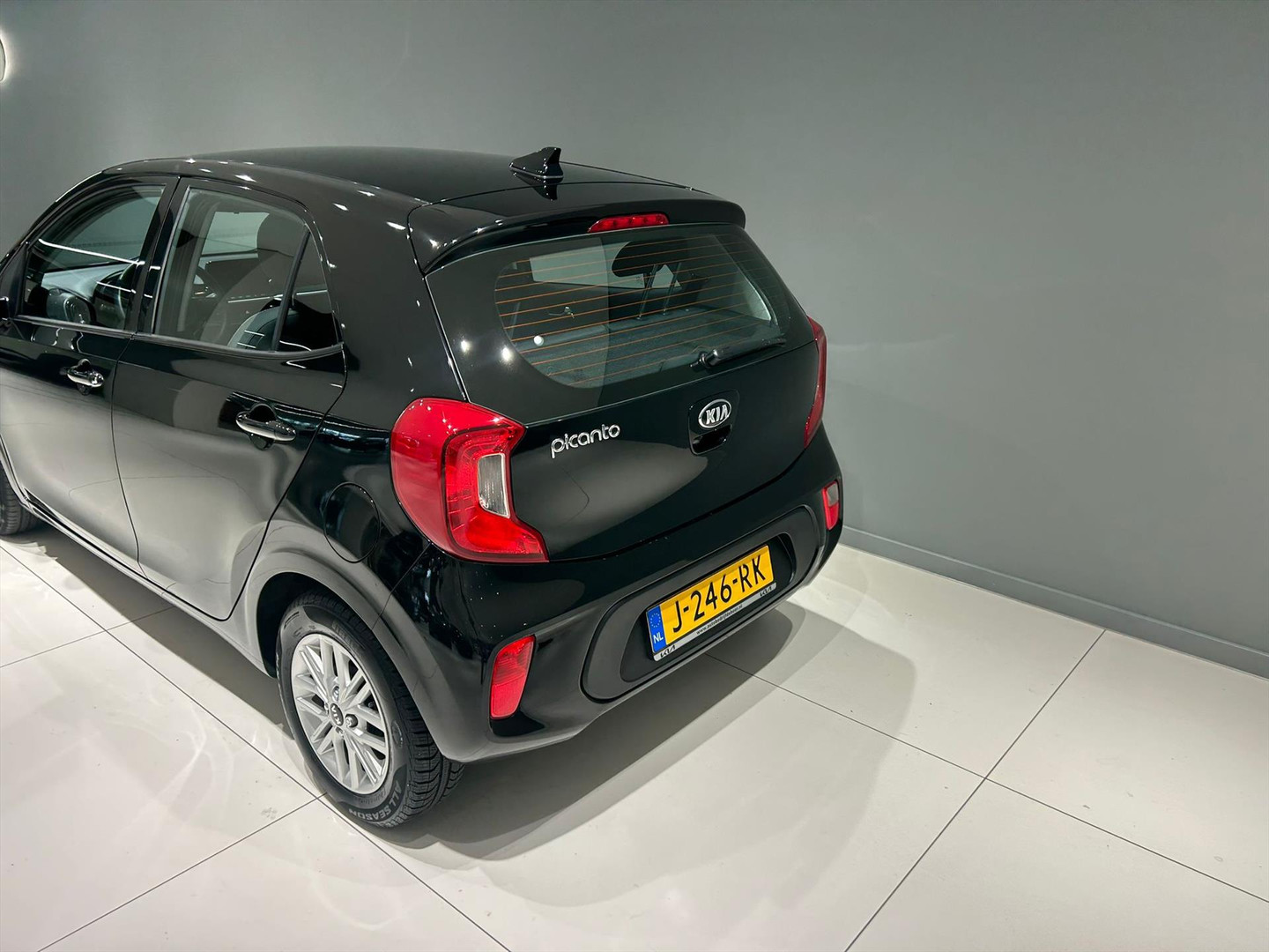 Kia