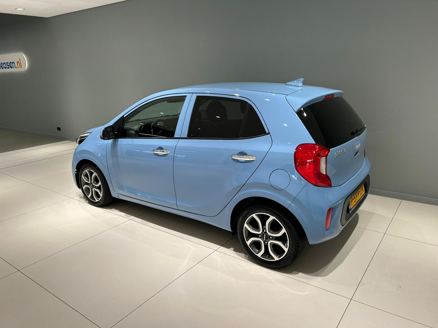 Kia