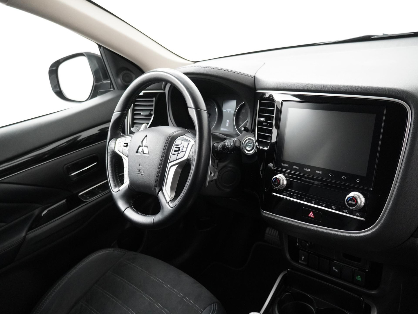 Mitsubishi Mitsubishi