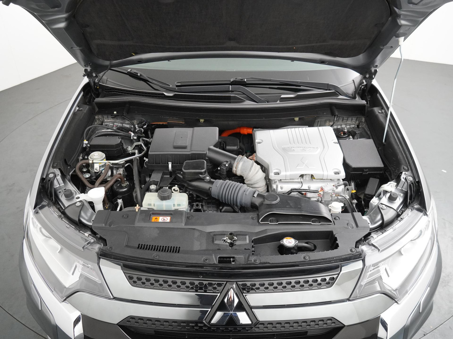 Mitsubishi Mitsubishi