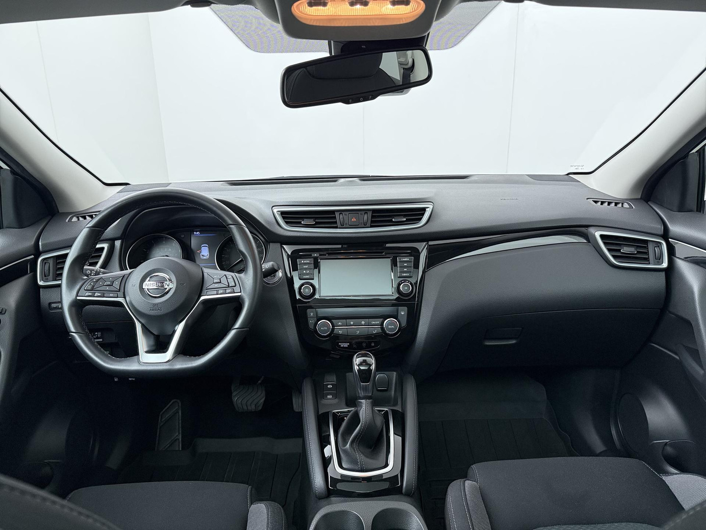 Nissan Nissan