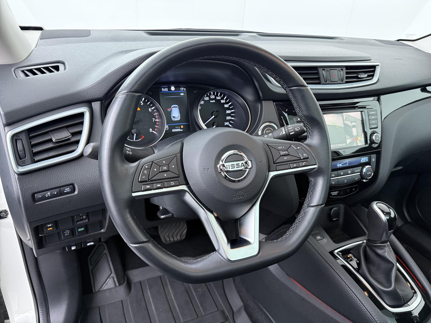 Nissan Nissan