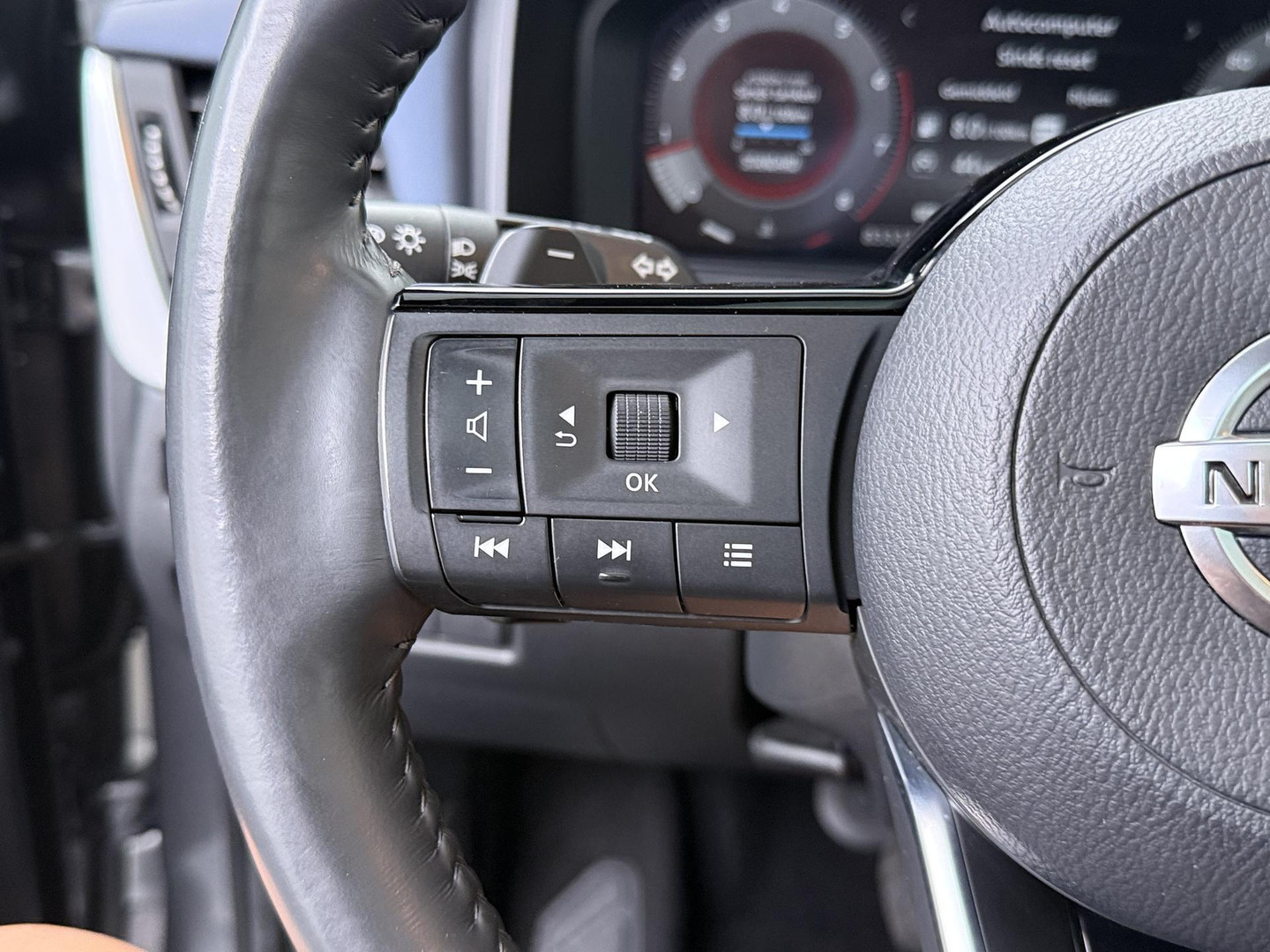 Nissan Nissan