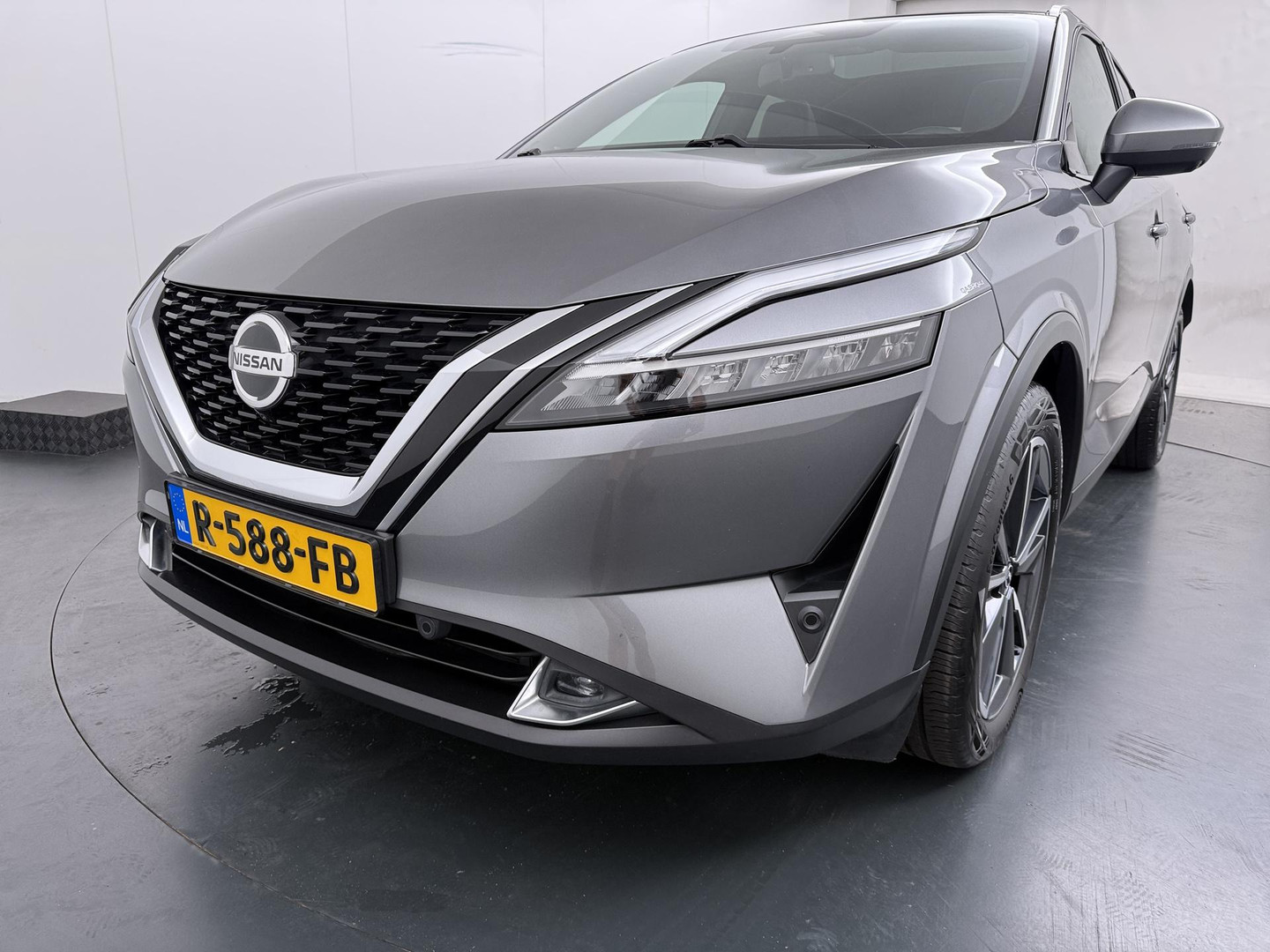 Nissan Nissan