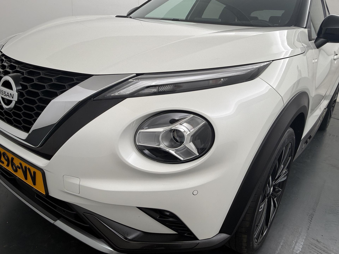 Nissan Nissan