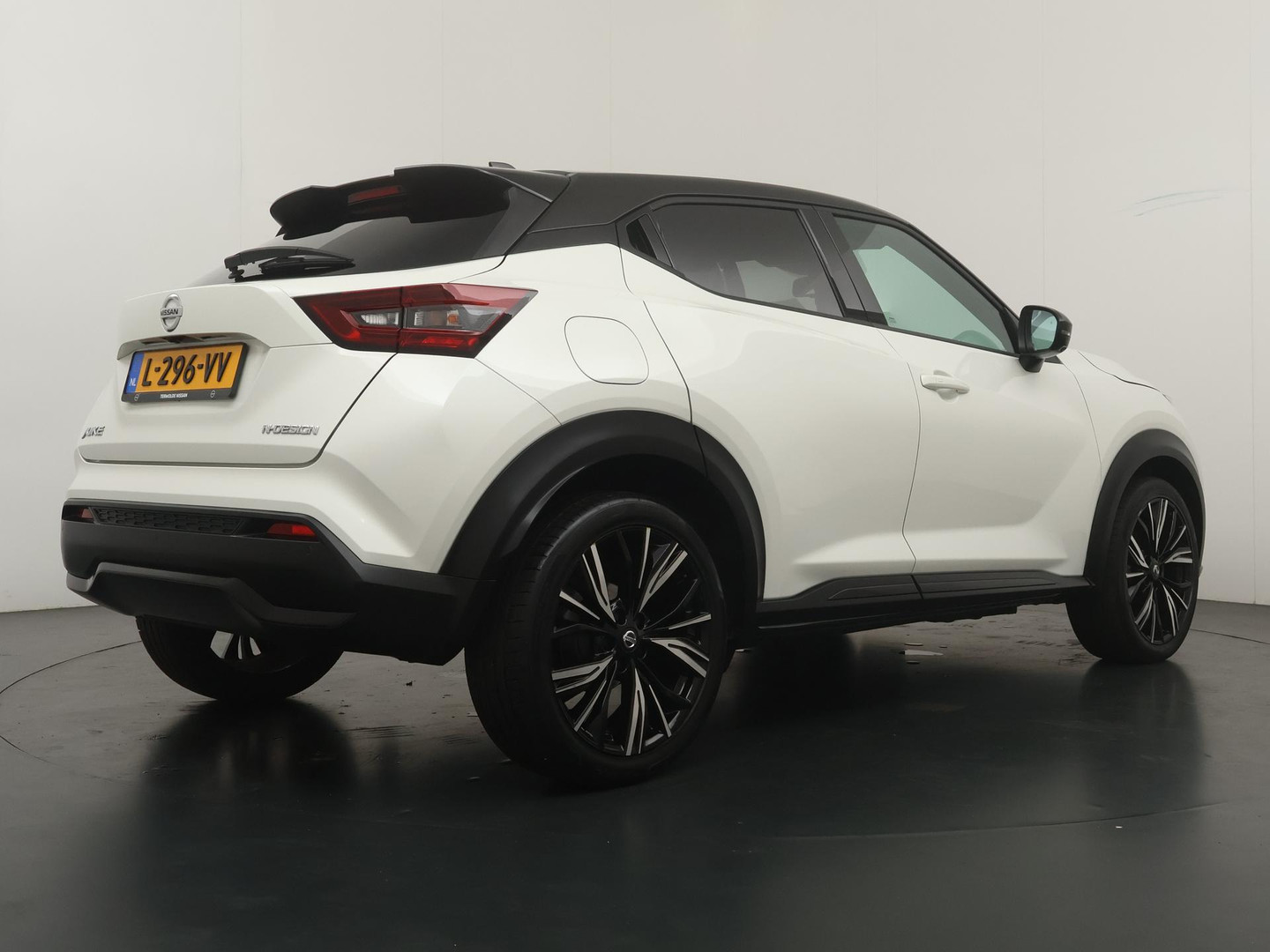 Nissan Nissan