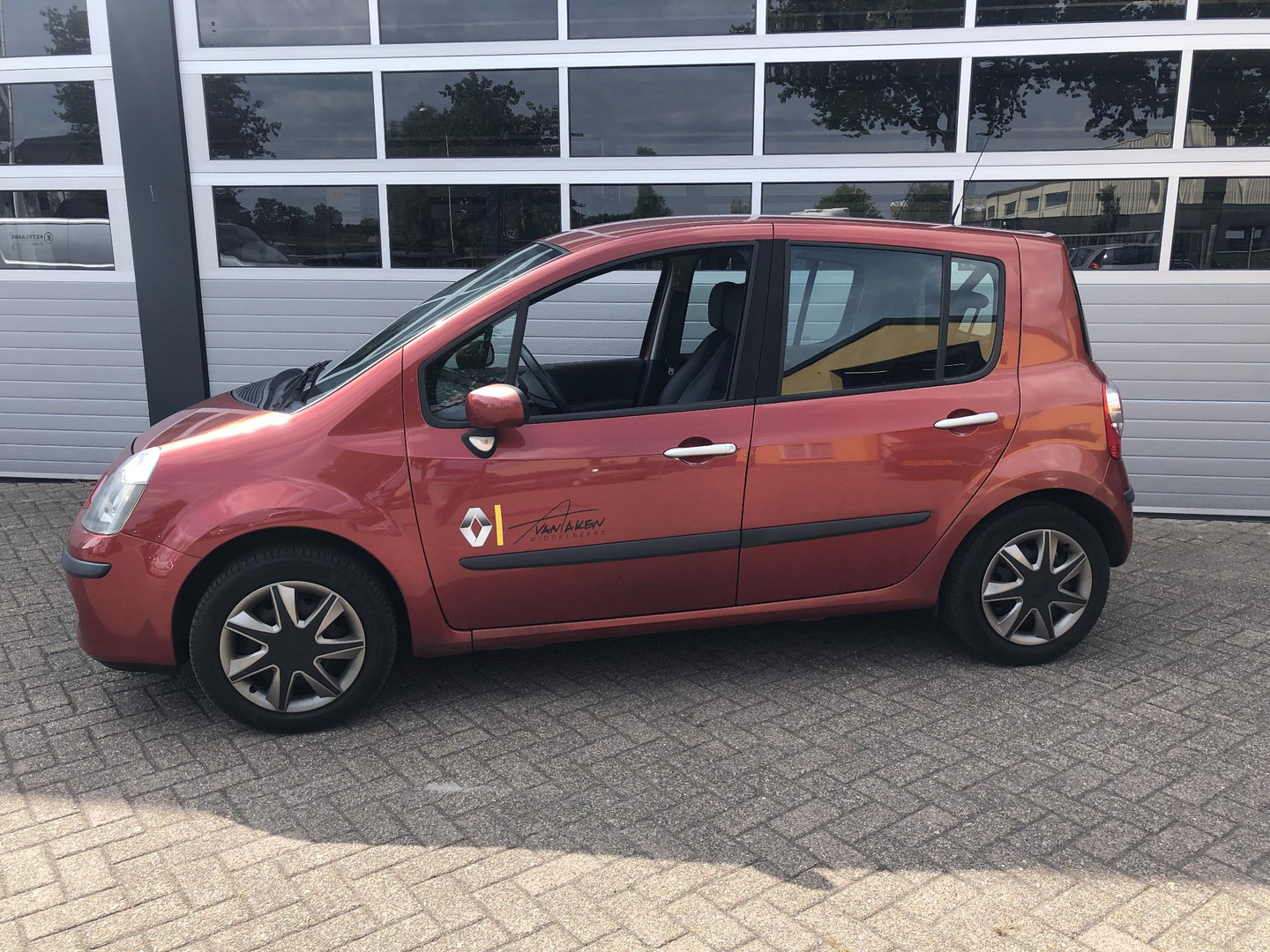 Renault Renault