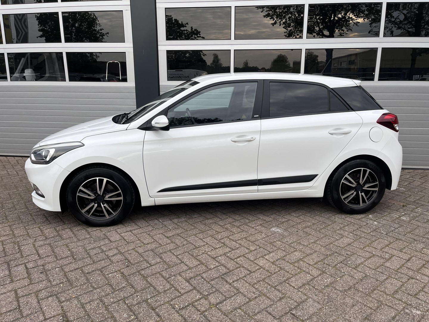 Hyundai Hyundai