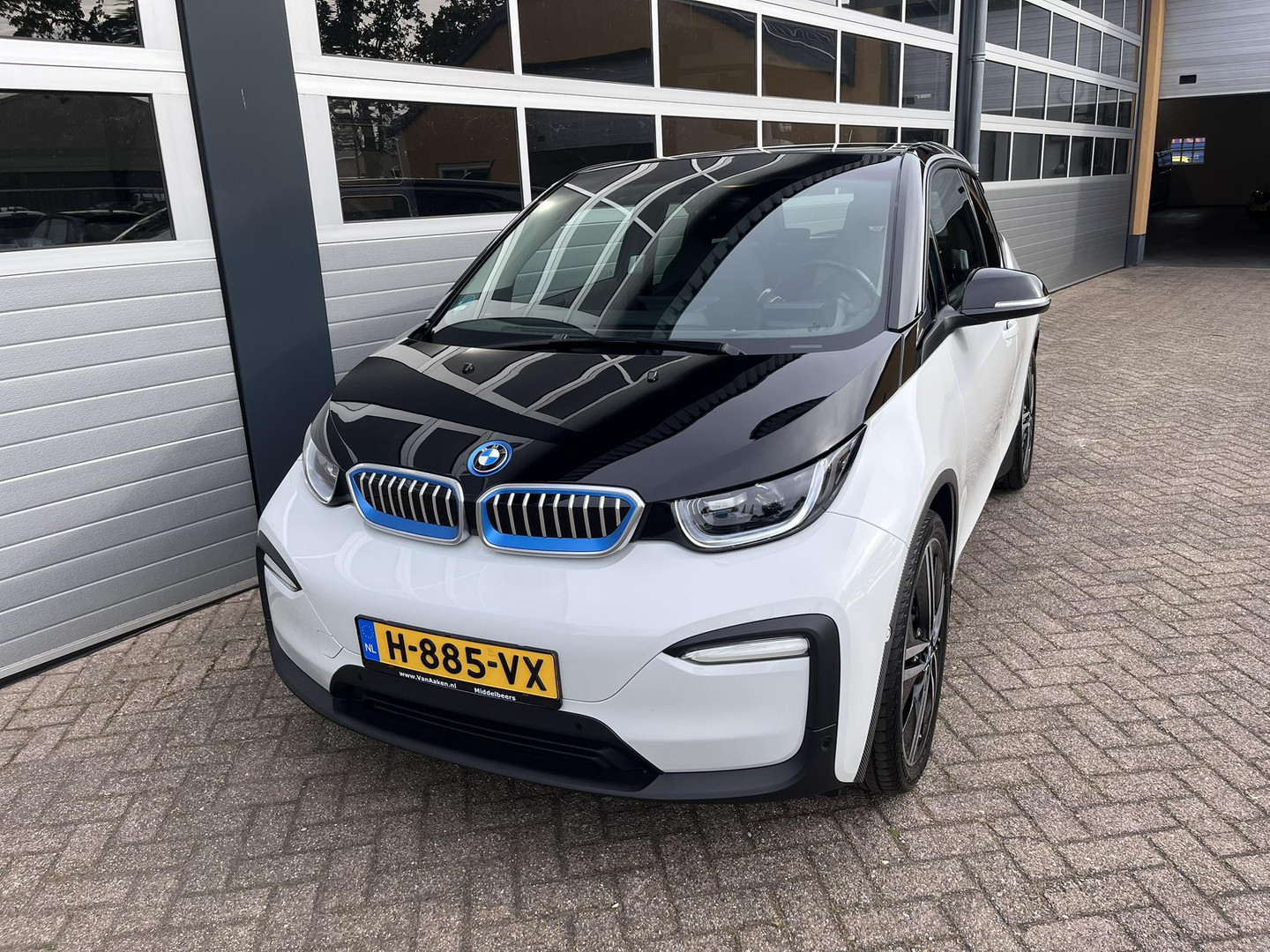 BMW