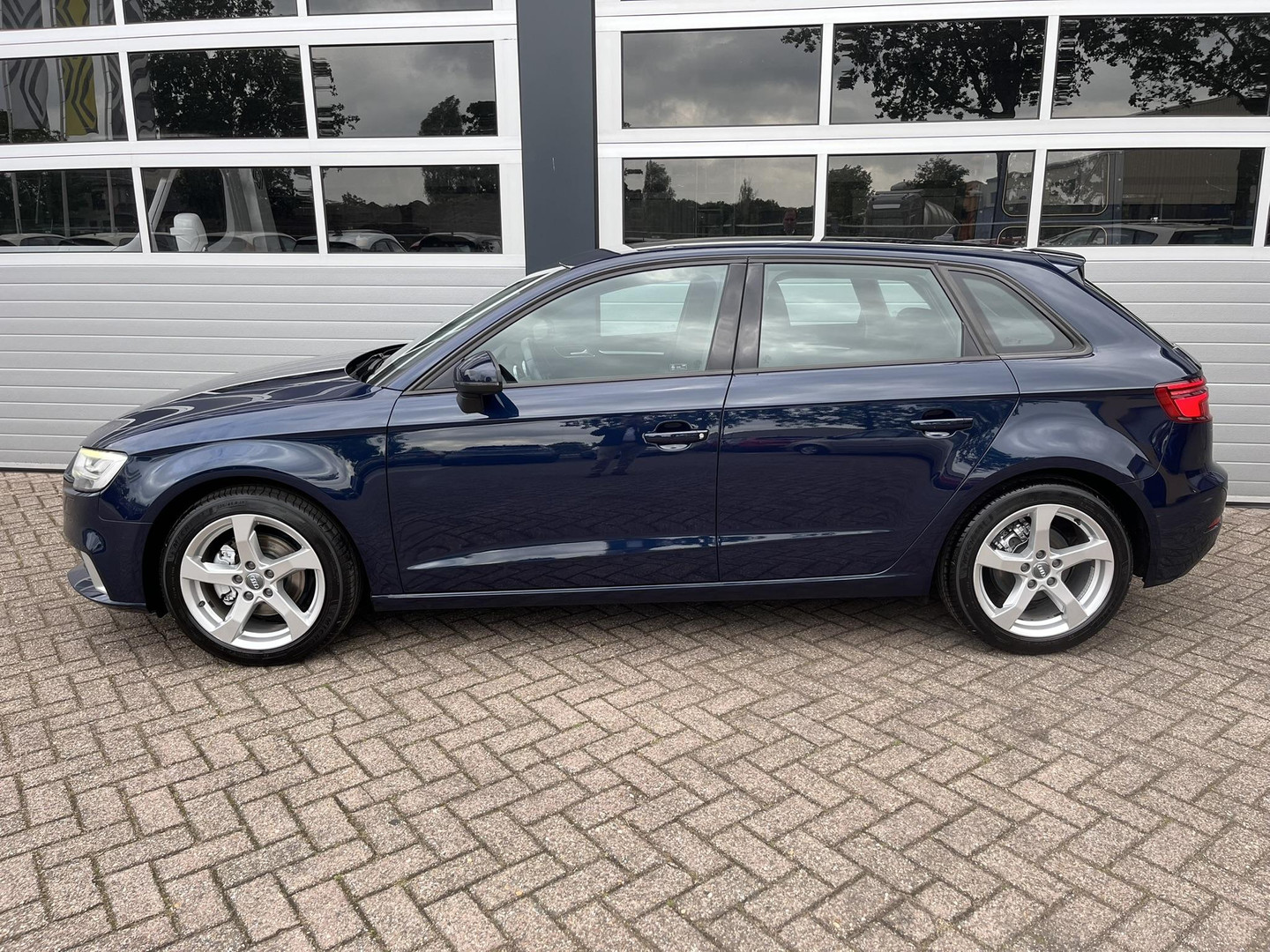Audi Audi