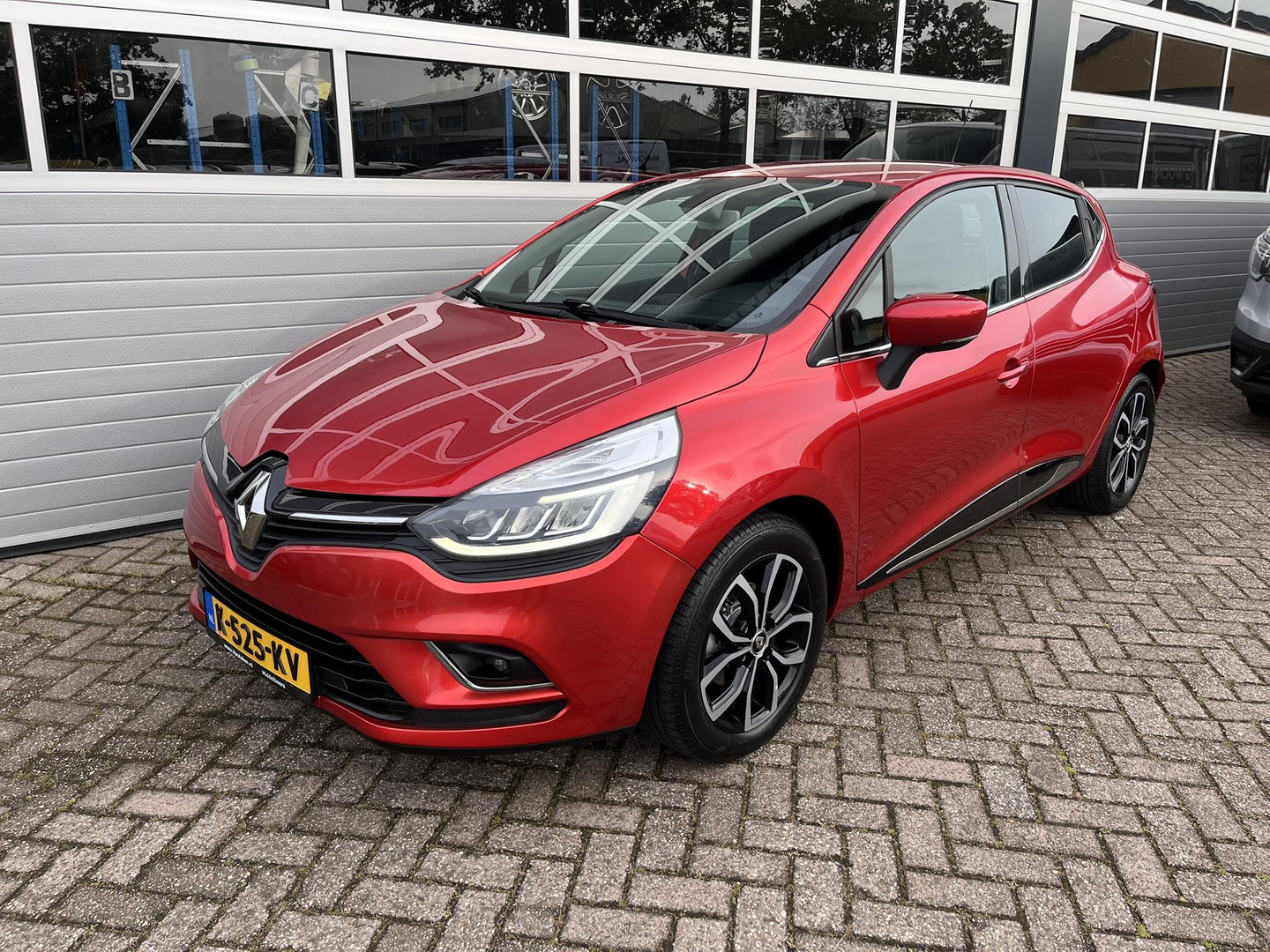 Renault Renault