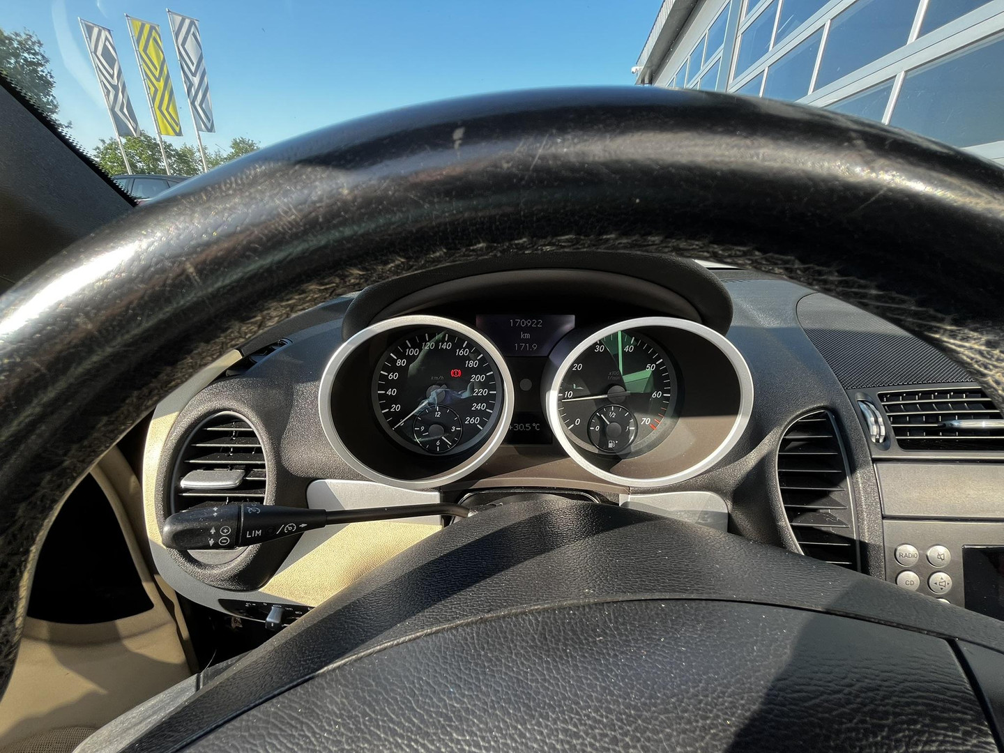 Mercedes-Benz Mercedes-Benz